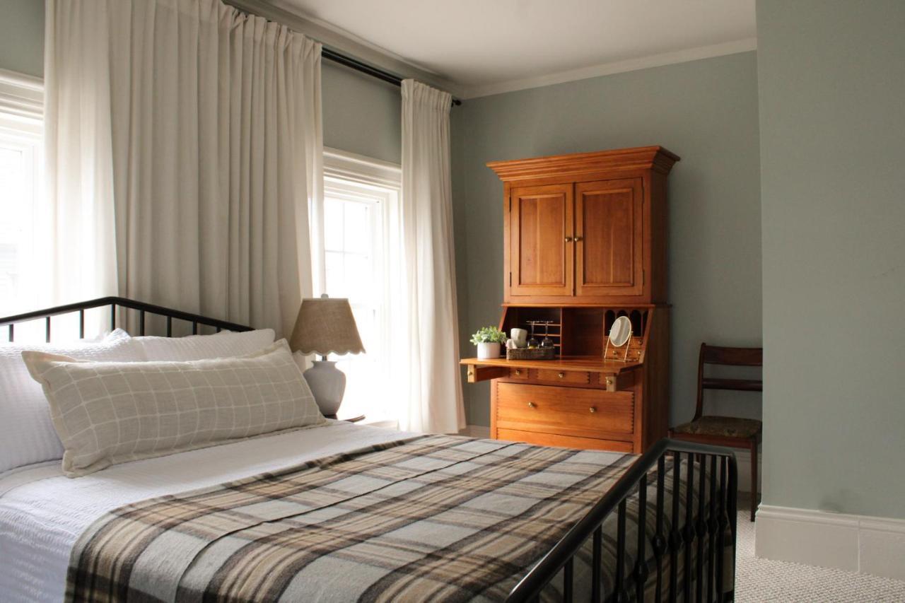The Cooper'S Inn Shelburne Eksteriør billede