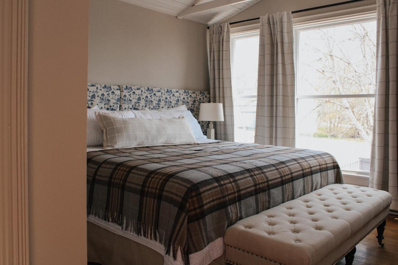The Cooper'S Inn Shelburne Eksteriør billede