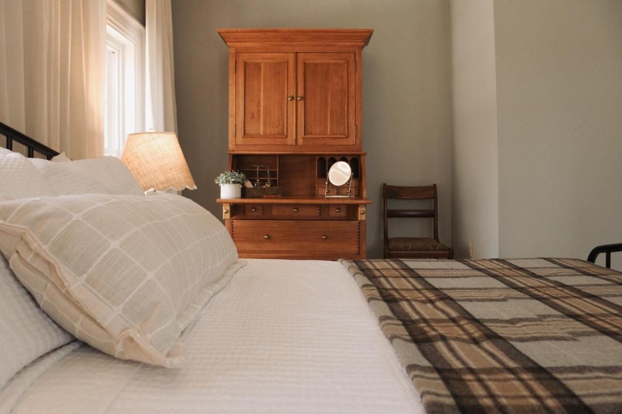 The Cooper'S Inn Shelburne Eksteriør billede